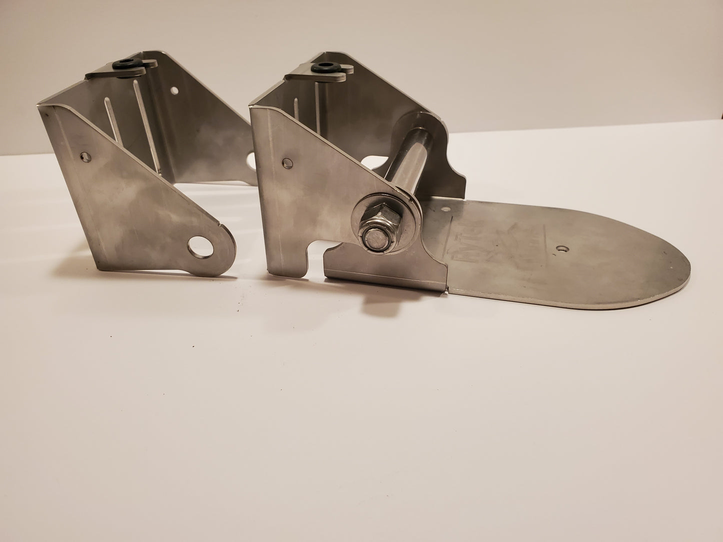 Airmar TM185/265/275 Tall Upper Bracket