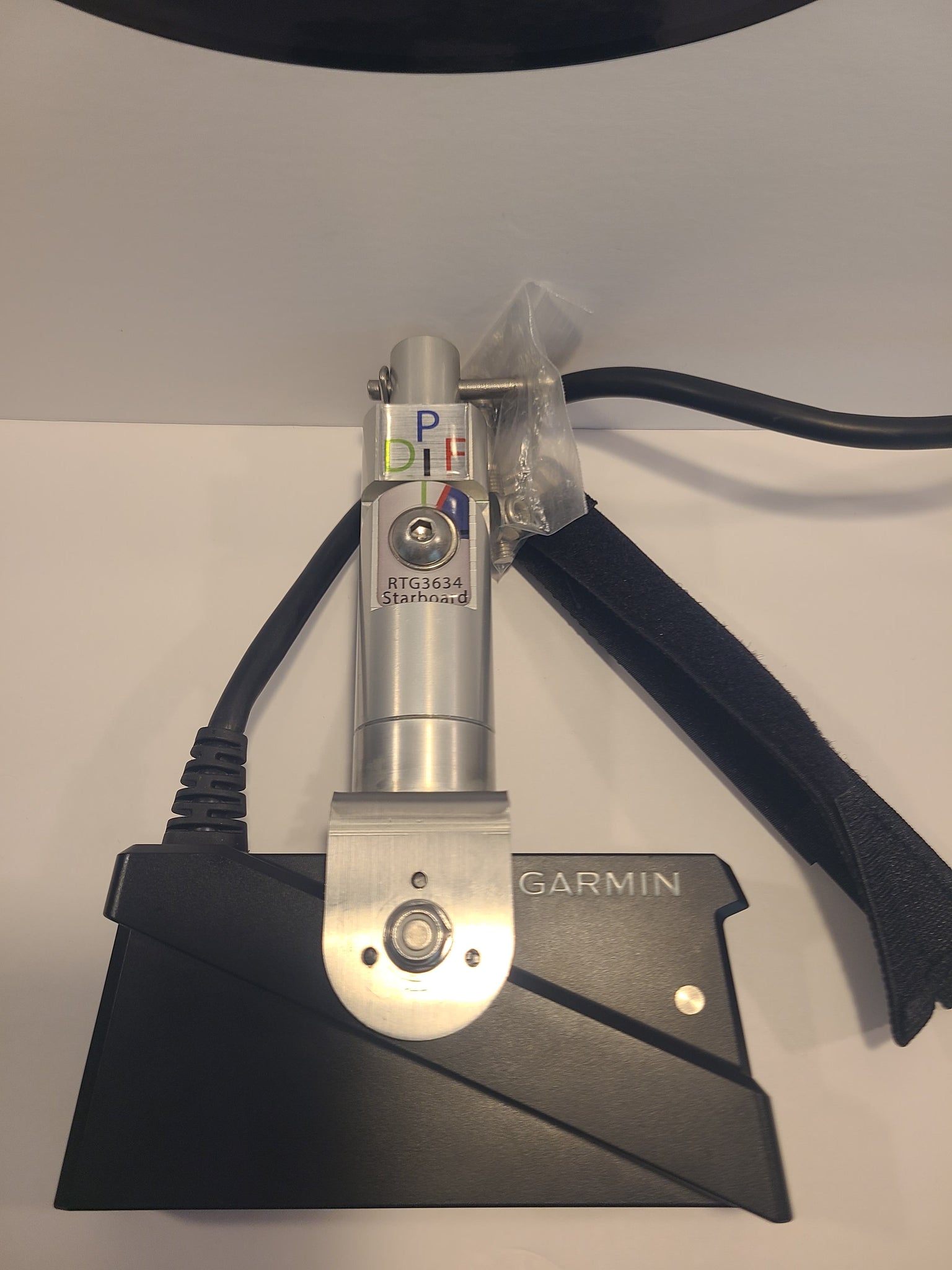 Garmin LVS34 LiveScope Plus Live Scanning Sonar Transducer